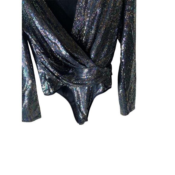 ASTR Lipsy Metallic Bodysuit Women's Size Large Glitter Disco Sequin Silver Top - Picture 8 of 11